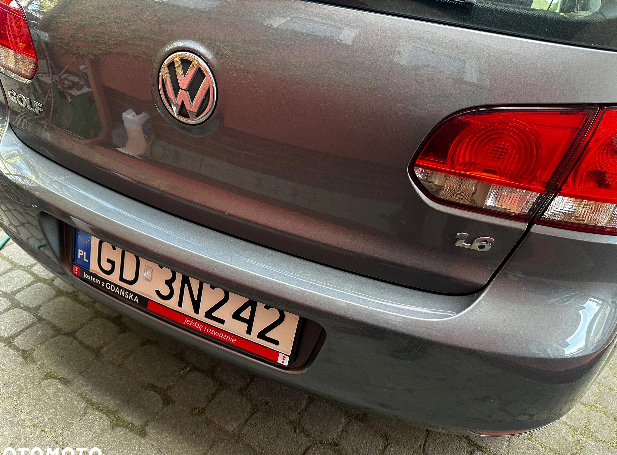 Volkswagen Golf cena 22900 przebieg: 202000, rok produkcji 2009 z Słupsk małe 781